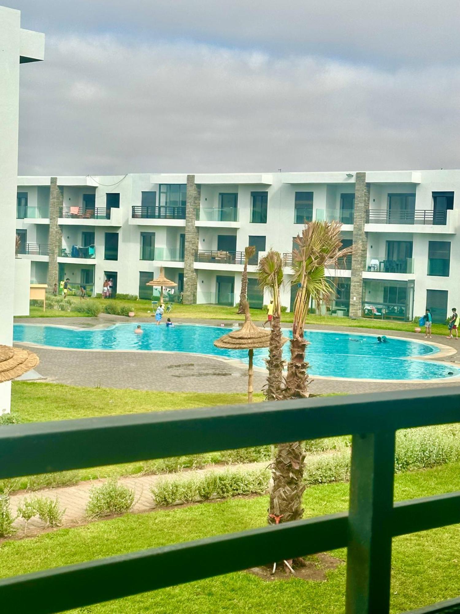 Appartement Cozy Avec Piscine Sidi Rahal  Extérieur photo
